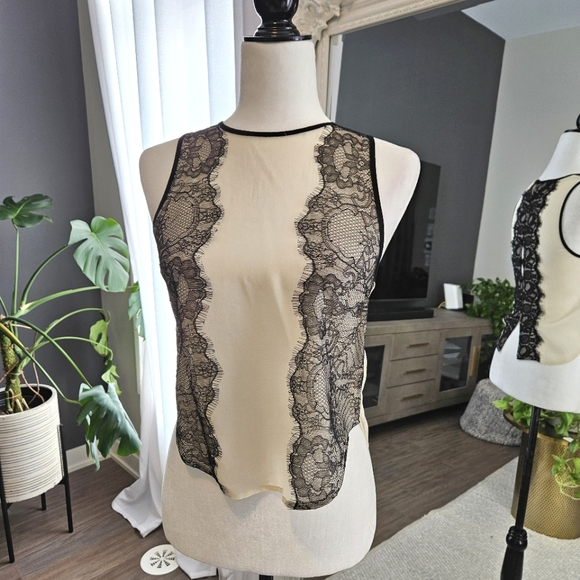 UO lace blouse - Picture 2 of 15